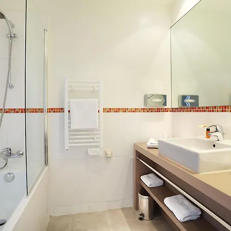 Hotel Le Grand De Normandie 4*