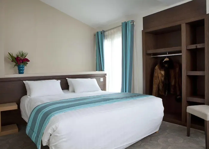 Hotel Le Grand De Normandie 4*